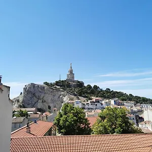 Appartement Superbe Spacieux Belle Vue Basilique Notre Dame Parking, Marseille